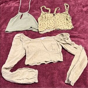 La Hearts Green and Cream Tops Set